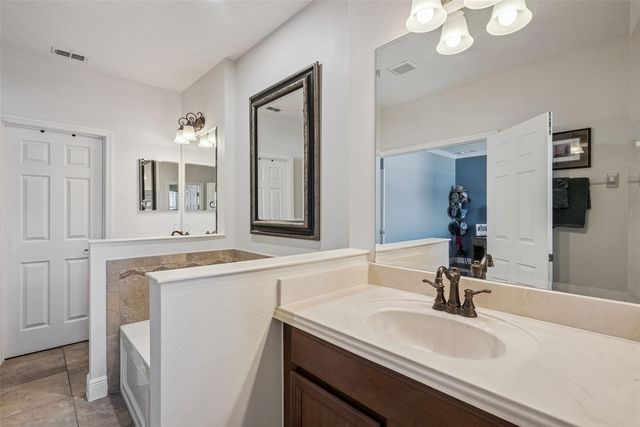 5423 BALDWIN PARK STREET, Orlando, FL 32814