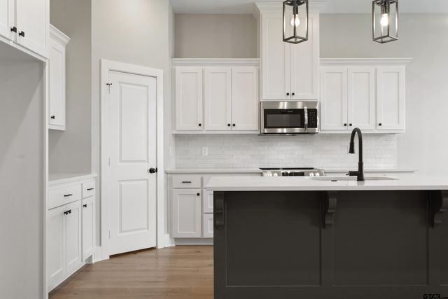 158 Kaul Ln, Bullard, TX 75757