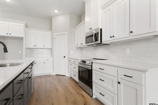 158 Kaul Ln, Bullard, TX 75757