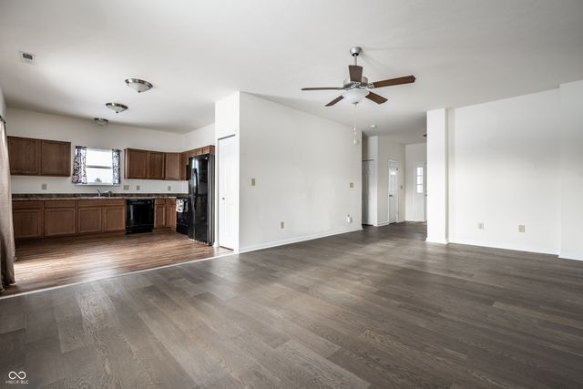 2643 Harshaw Court, Indianapolis, IN 46239