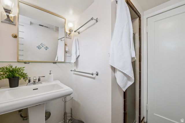 2040 E WILMINGTON AVE, Salt Lake City, UT 84109