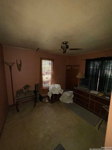 4301 San Luis, San Antonio, TX 78237