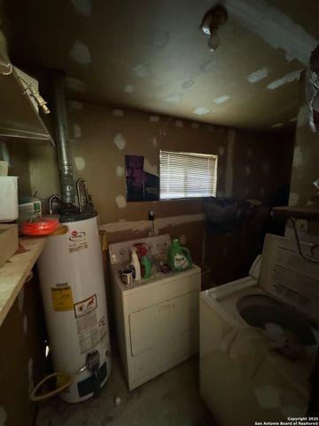 4301 San Luis, San Antonio, TX 78237