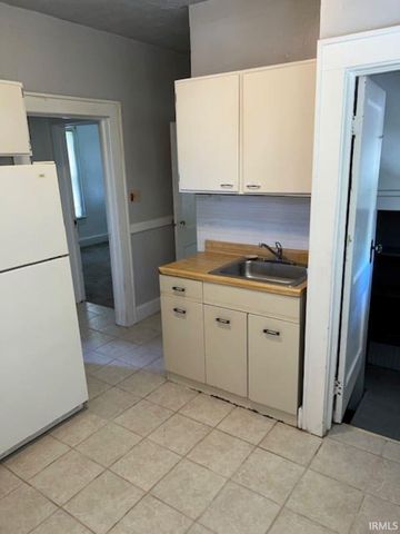 660 Taylor Avenue, Evansville, IN 47713