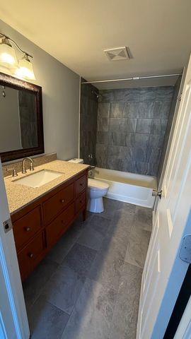 2 Beaver Creek Court, Bolingbrook, IL 60490