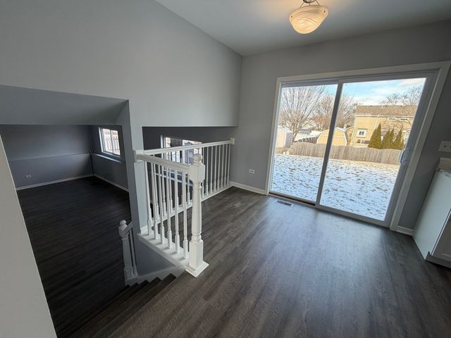 2 Beaver Creek Court, Bolingbrook, IL 60490