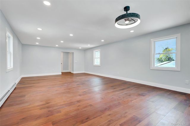 907 Pearl Street, Bohemia, NY 11716