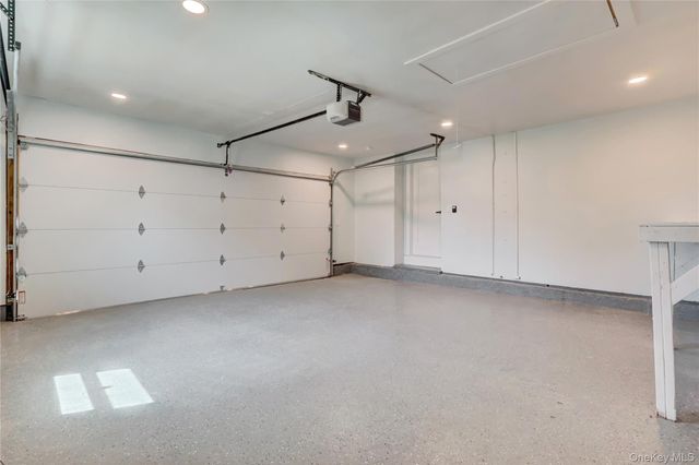907 Pearl Street, Bohemia, NY 11716