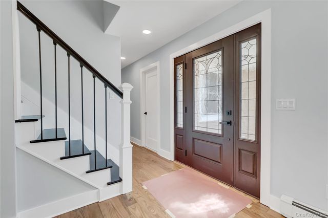 907 Pearl Street, Bohemia, NY 11716