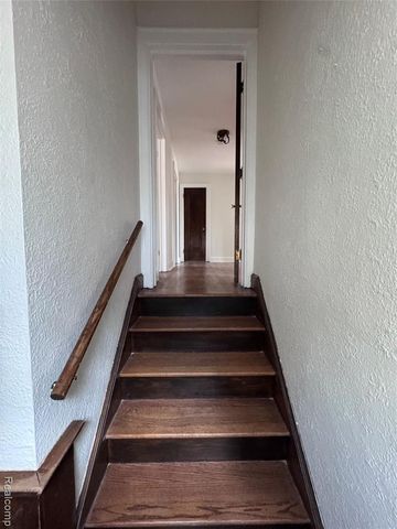 16814 Parkside Street, Detroit, MI 48221