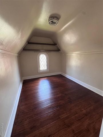 16814 Parkside Street, Detroit, MI 48221