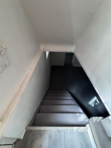 16814 Parkside Street, Detroit, MI 48221