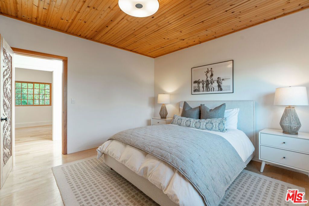 Image 33 of property listing at 20675 Medley Lane, Topanga, CA 90290