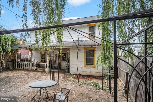 3 S LOCUST STREET ST, Shiremanstown, PA 17011
