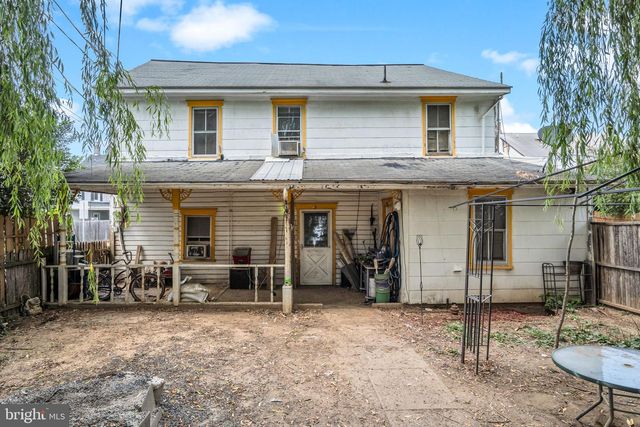 3 S LOCUST STREET ST, Shiremanstown, PA 17011