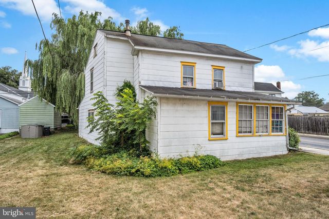 3 S LOCUST STREET ST, Shiremanstown, PA 17011