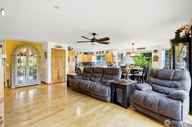 20101 330th Avenue NE, Duvall, WA 98019