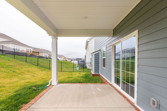 815 Dean Dr, Mount Juliet, TN 37122