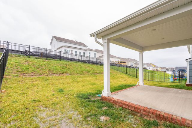 815 Dean Dr, Mount Juliet, TN 37122