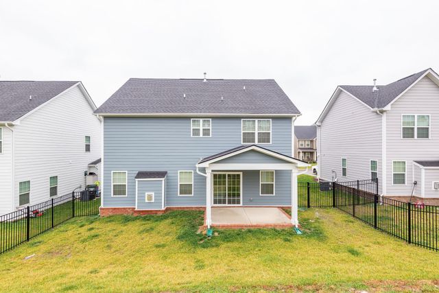815 Dean Dr, Mount Juliet, TN 37122