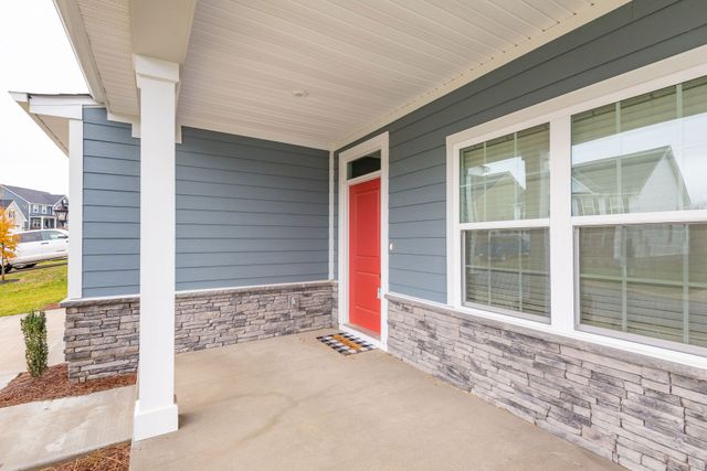 815 Dean Dr, Mount Juliet, TN 37122