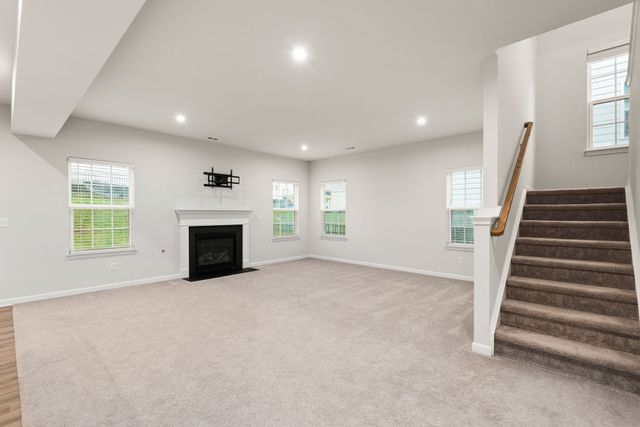 815 Dean Dr, Mount Juliet, TN 37122
