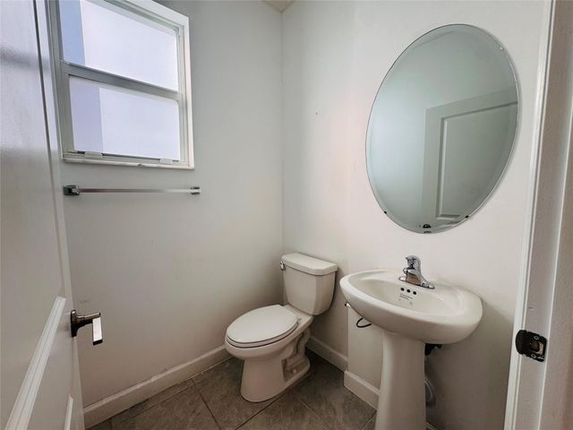 2437 NW 131st Circle 2437, Miami, FL 33167