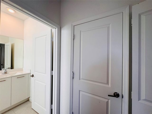 2437 NW 131st Circle 2437, Miami, FL 33167