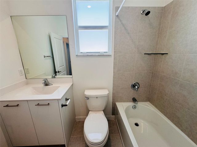 2437 NW 131st Circle 2437, Miami, FL 33167