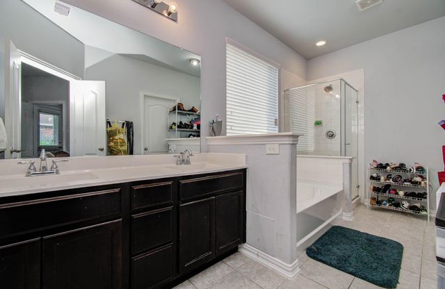 318 Bolton Drive, Westwood, TX 77573