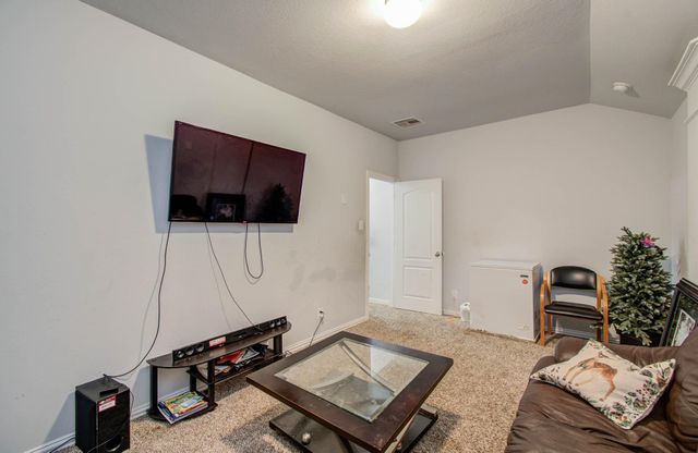 318 Bolton Drive, Westwood, TX 77573