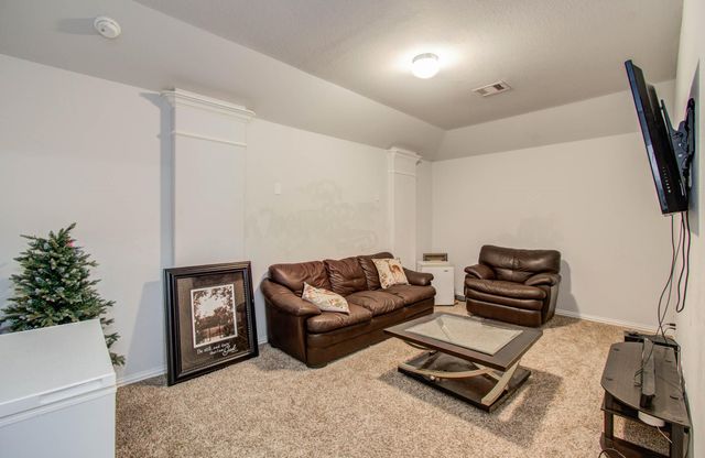 318 Bolton Drive, Westwood, TX 77573