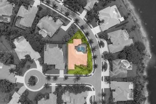 392 Coconut Circle, Weston, FL 33326