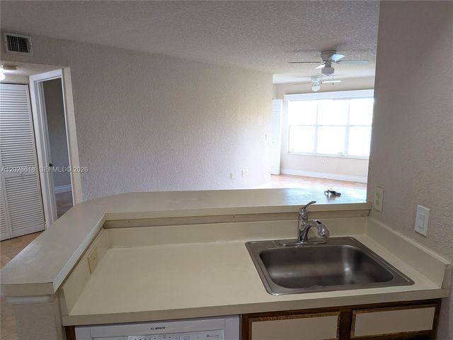 731 Vista Isles Drive 1516, Sunrise, FL 33325