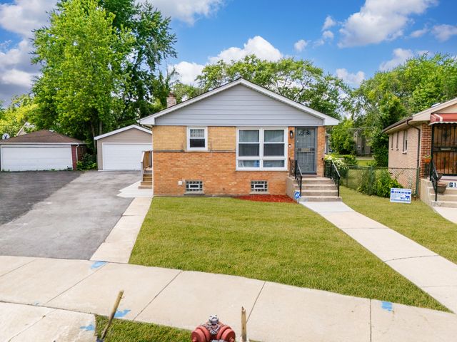 6116 S Elizabeth Street, Chicago, IL 60636