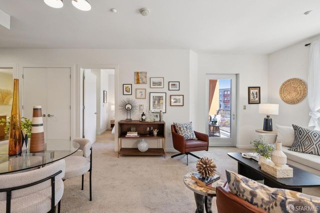 555 Bartlett Street 206, San Francisco, CA 94110
