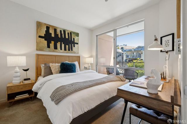 555 Bartlett Street 206, San Francisco, CA 94110