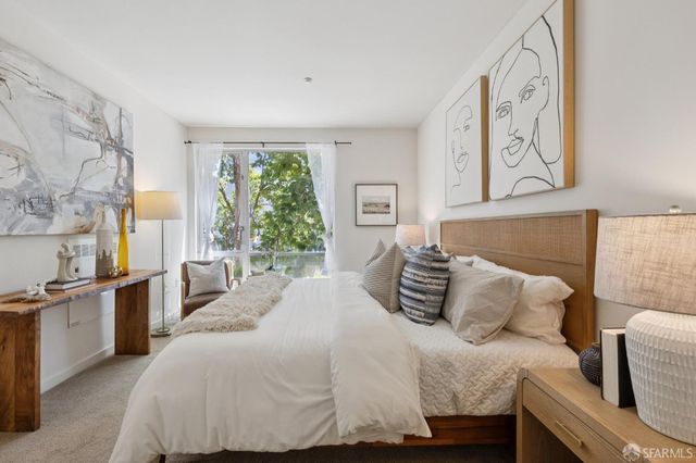 555 Bartlett Street 206, San Francisco, CA 94110