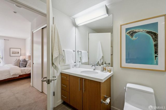 555 Bartlett Street 206, San Francisco, CA 94110