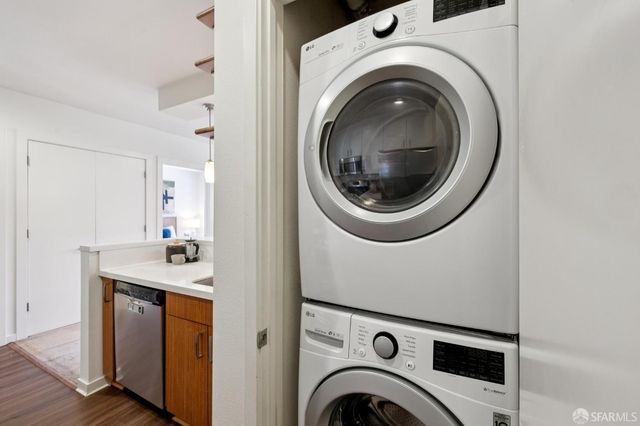 555 Bartlett Street 206, San Francisco, CA 94110