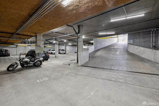 555 Bartlett Street 206, San Francisco, CA 94110