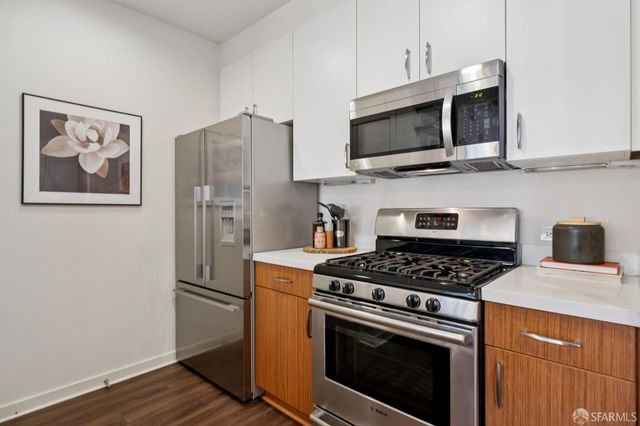 555 Bartlett Street 206, San Francisco, CA 94110