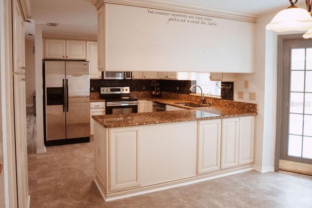 345 HAMPSHIRE AVENUE, Spring Hill, FL 34606