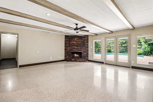 5251 Birdwood Road, Houston, TX 77096