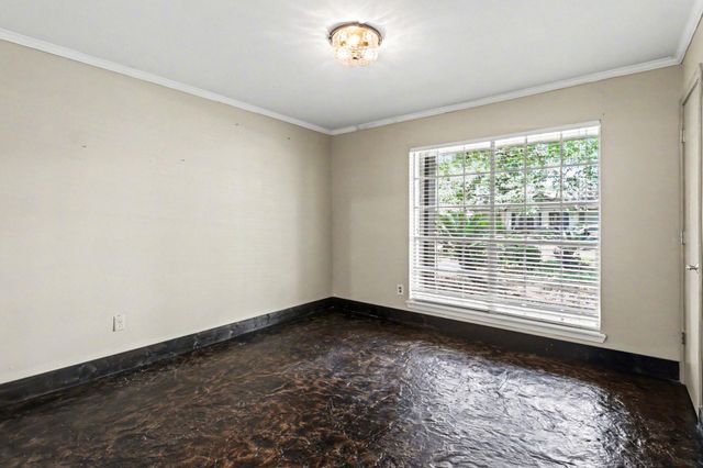 5251 Birdwood Road, Houston, TX 77096