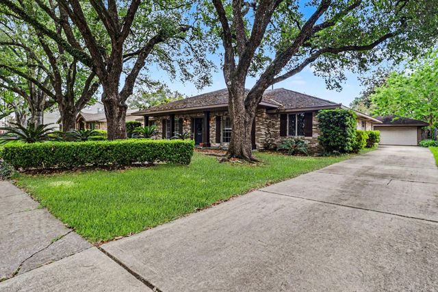 5251 Birdwood Road, Houston, TX 77096