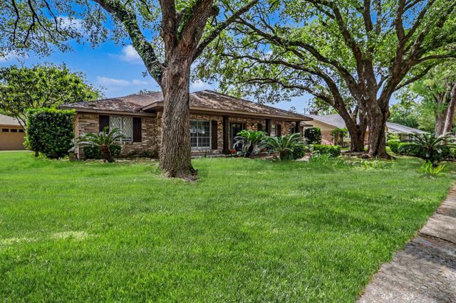 5251 Birdwood Road, Houston, TX 77096