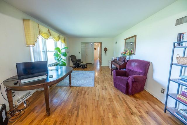 4900 E 187th Street, Belton, MO 64012