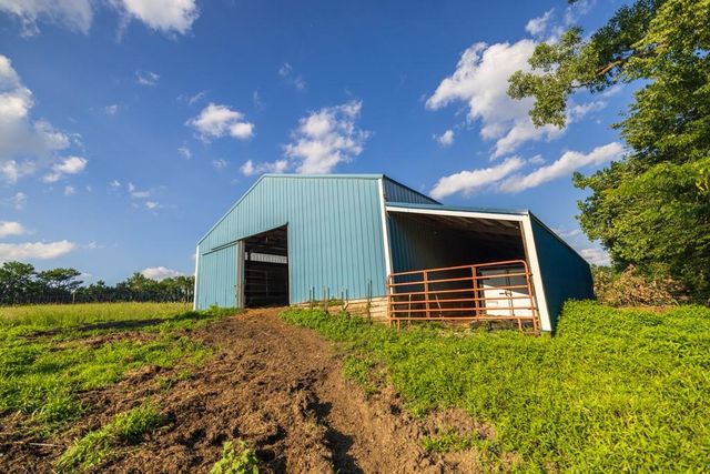 4900 E 187th Street, Belton, MO 64012