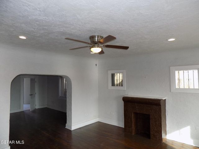 3525 WYOMING Avenue, El Paso, TX 79903